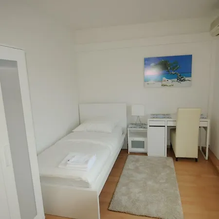 阿赫特汉诺威博览会齐默民宿 * 汉诺威