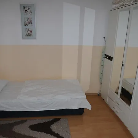 Habitación en casa particular Agt Messe *