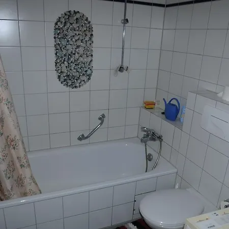 Habitación en casa particular Agt Messe *